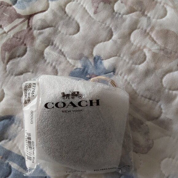 ***LOW START *** NIP Coach Mirror Purse Charm/Key Fob - Picture 10 of 11